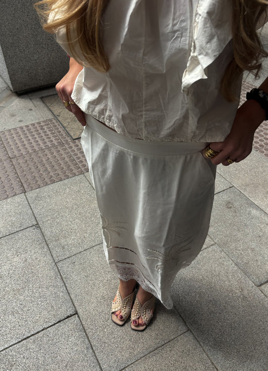 Sandalias tachuelas
